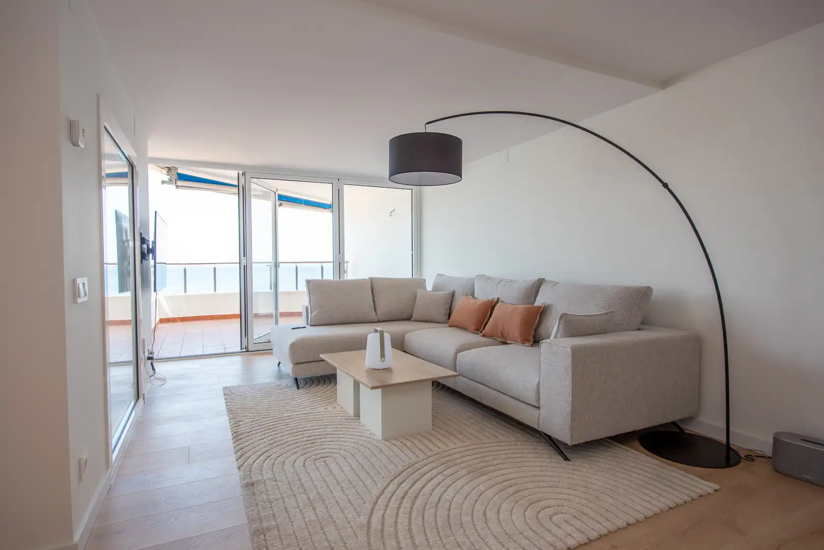 Sala de estar de Piso de alquiler en Sant Feliu de Guíxols con Aire acondicionado, Calefacción y Parquet