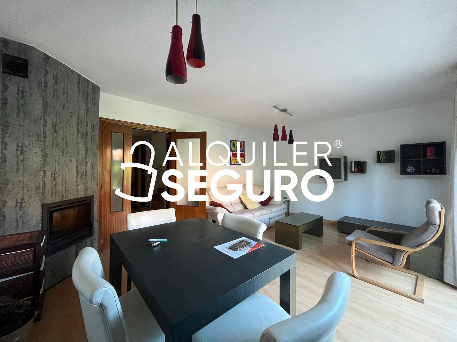 Living room of House or chalet to rent in  Madrid Capital  with Heating, Terrace and Storage room