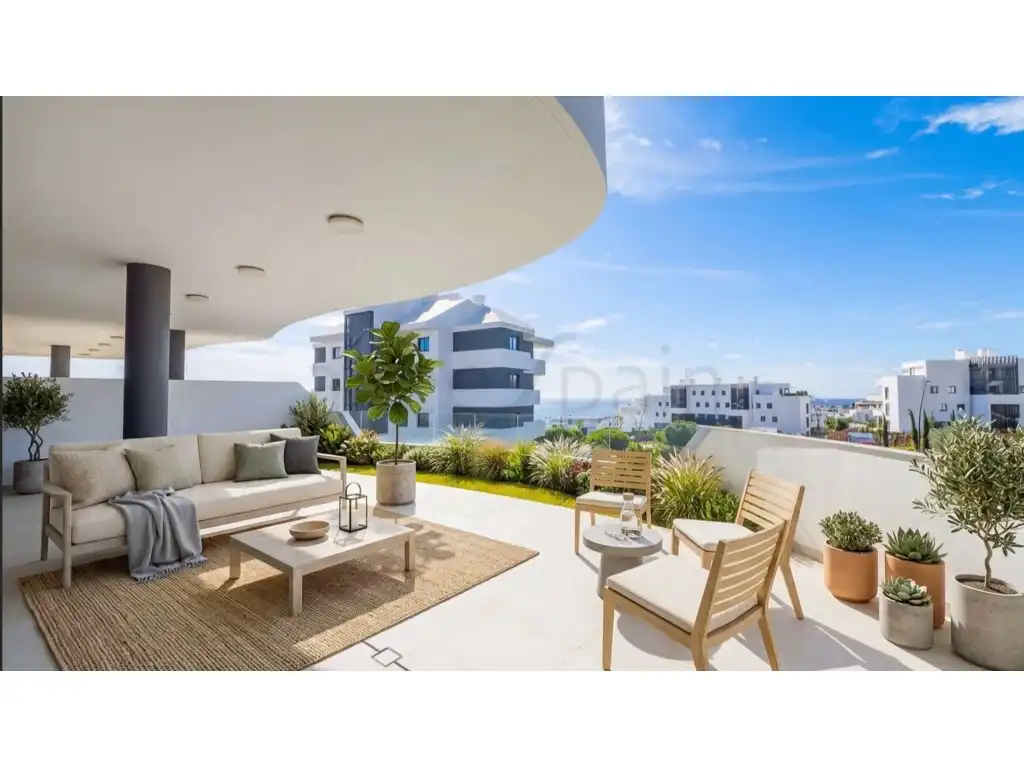Apartament amb ascensor en venda a Calle Leticia