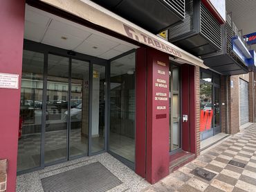 Gewerbefläche zur Miete in Calle Batalla del Salado 37
