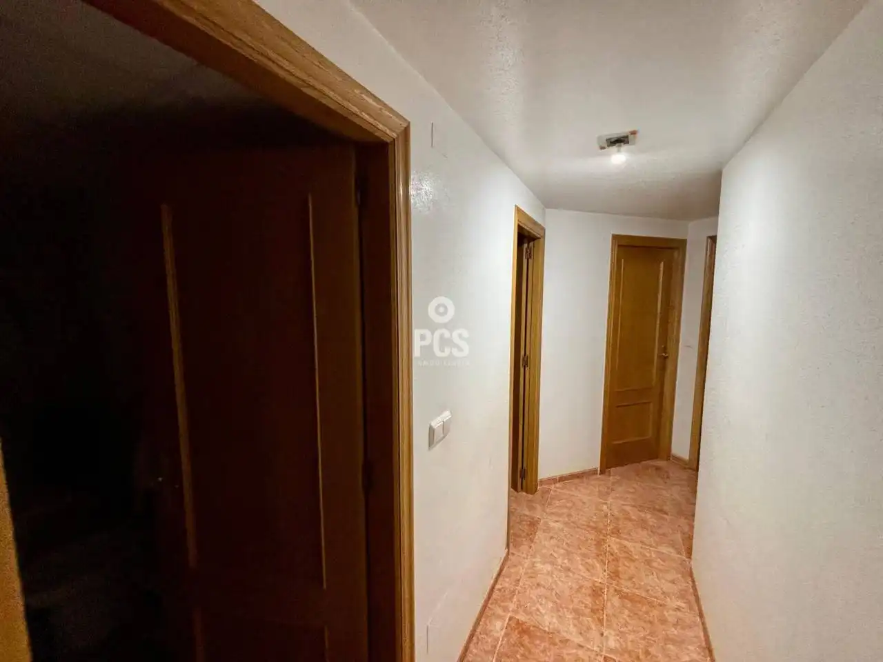Wohnung zum Verkauf in Totana mit Heizung, Abstellraum und Möbliert