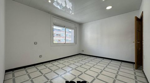 Foto 3 de Piso en venta en Centre - Cordelles, Cerdanyola del Vallès
