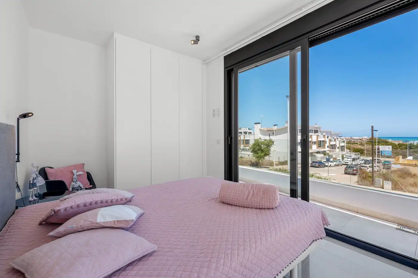 Habitación de Casa o chalet en venta en Guardamar del Segura con Calefacción, Jardín privado y Terraza