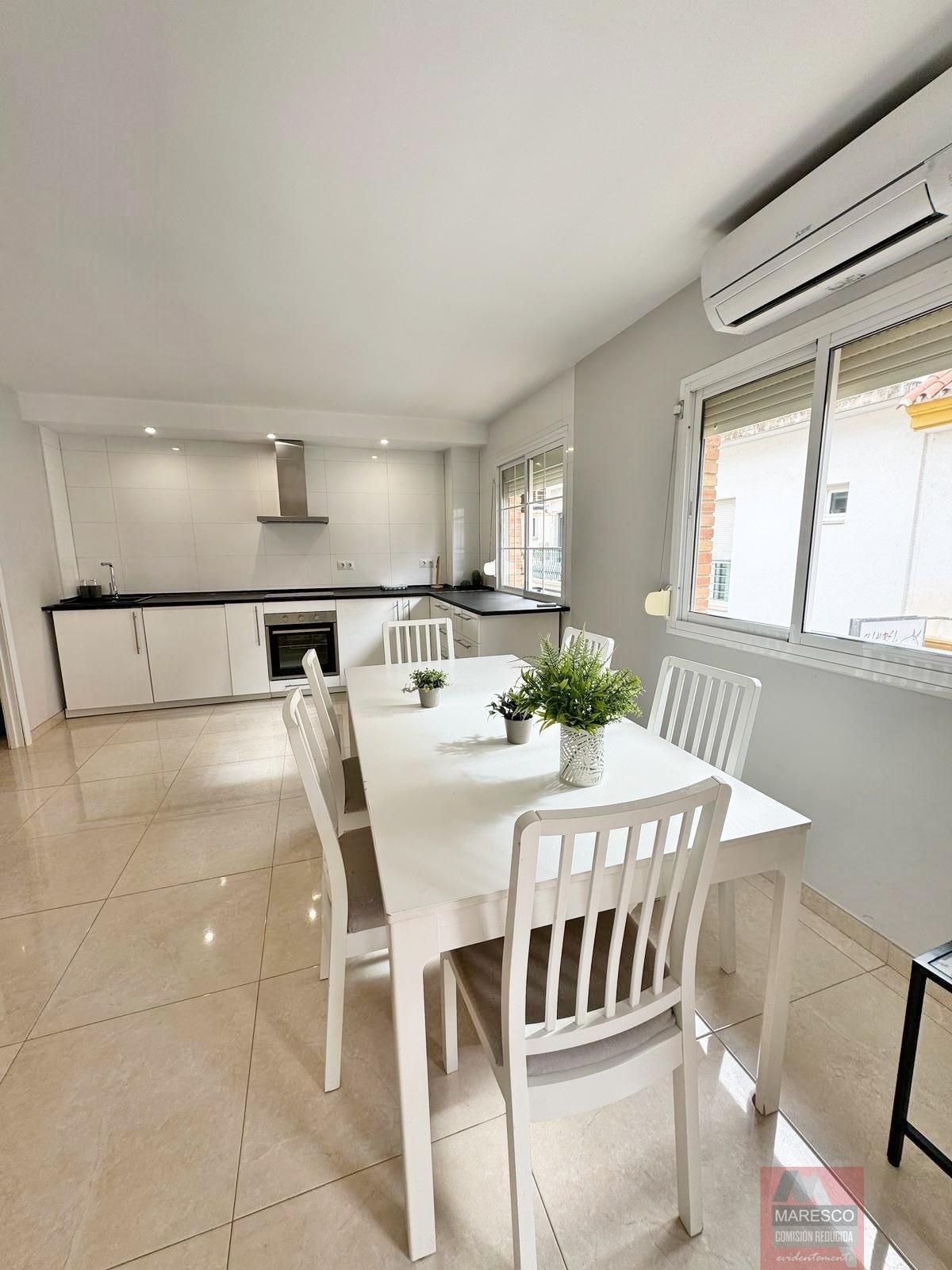 Kitchen of Apartment for sale in Fuengirola  with Air Conditioner and Terrace