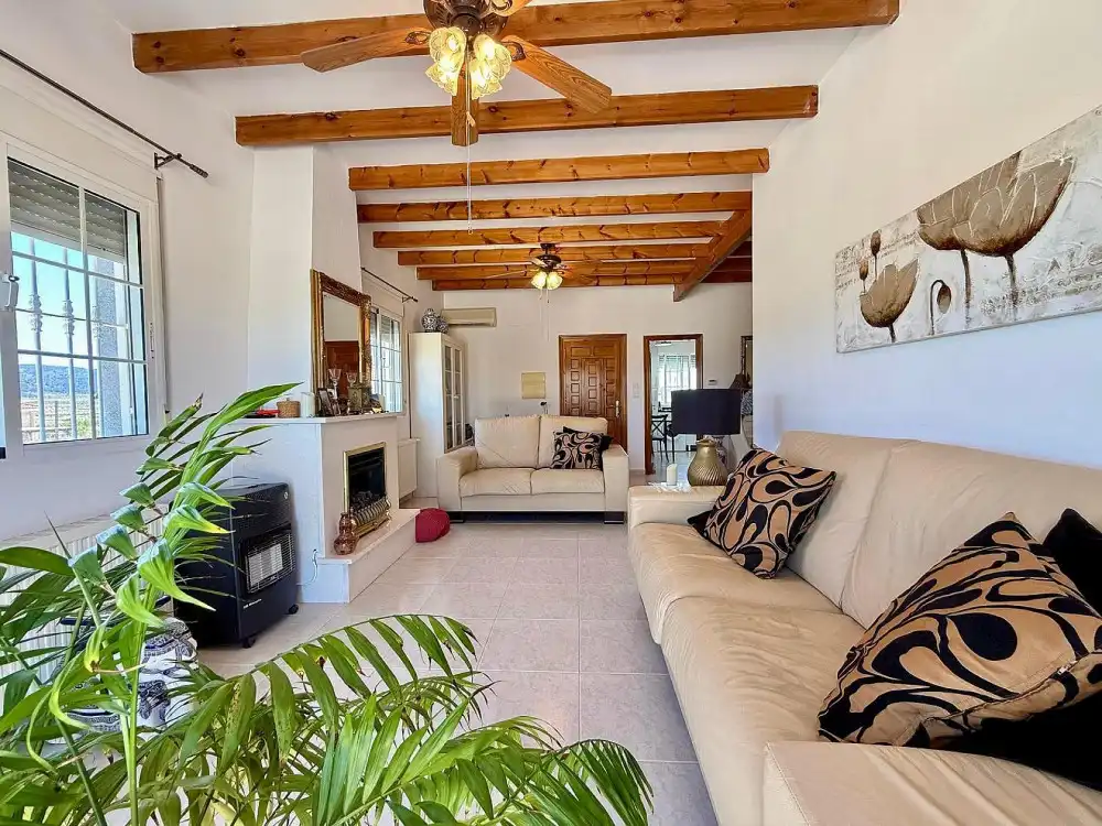 Sala d'estar de Casa o xalet en venda en Jumilla amb Aire condicionat
