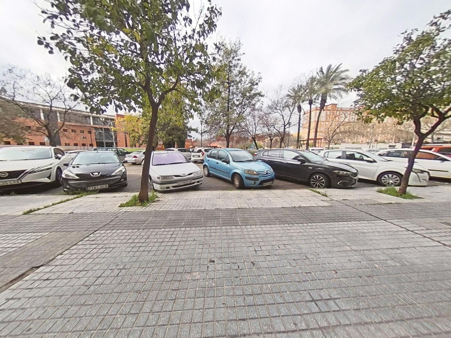 Aparcament de Local en venda en  Córdoba Capital amb Aire condicionat