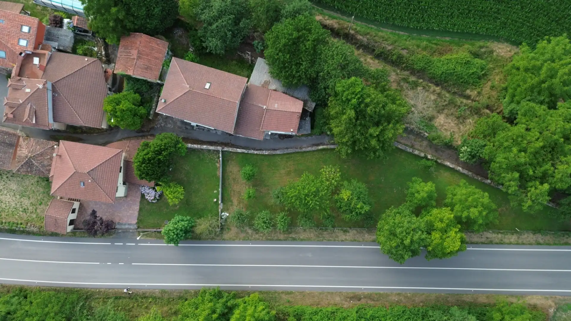 Casa o xalet en venda en Salas amb Jardí privat, Traster i Moblat