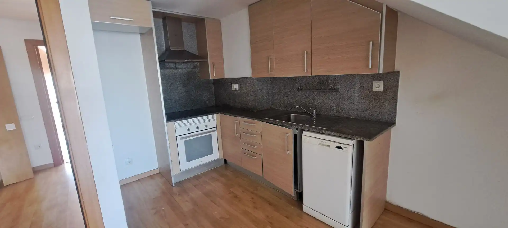 Cuina de Dúplex en venda en Terrassa amb Aire condicionat, Calefacció i Terrassa
