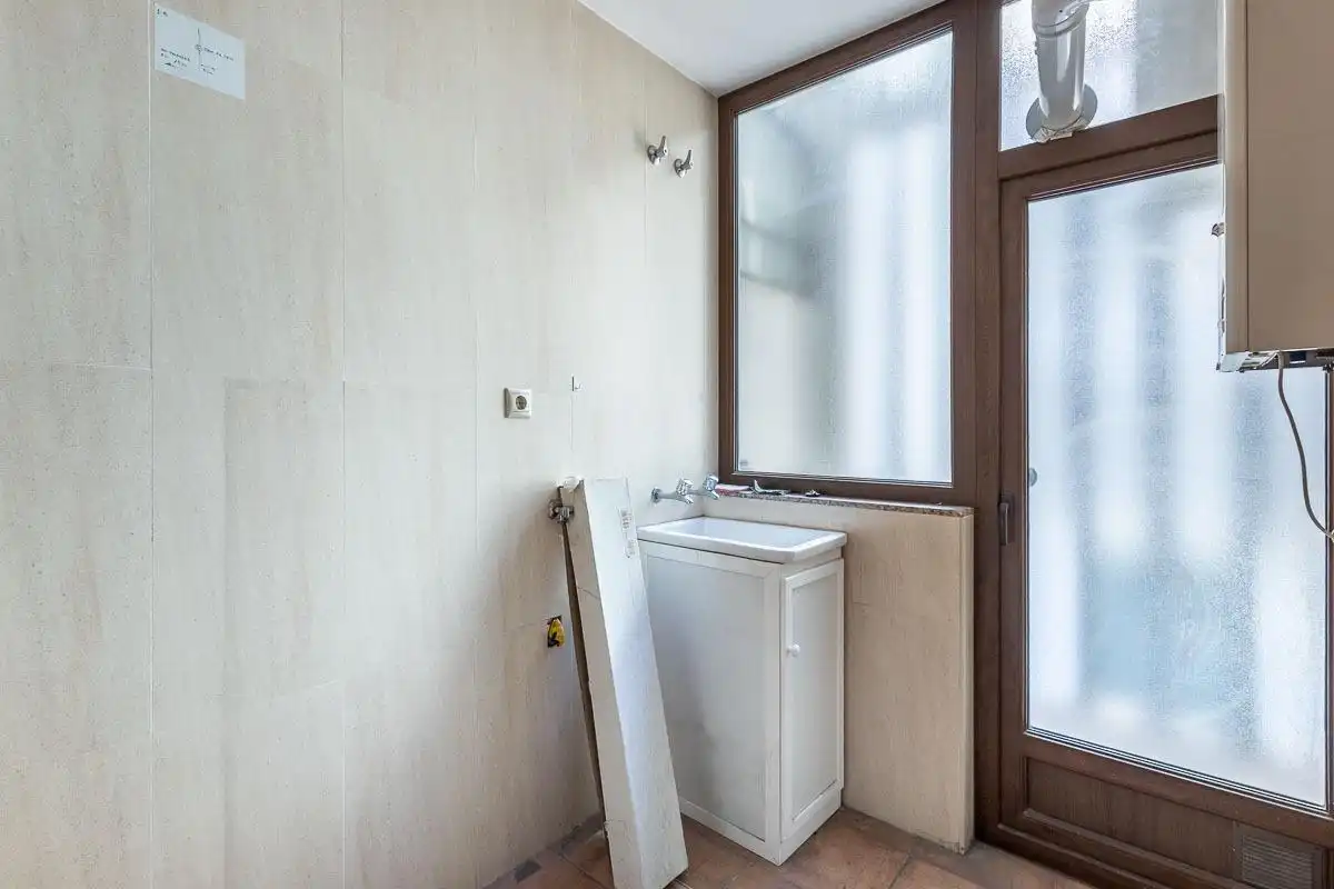 Bathroom of Flat for rent in Ronda