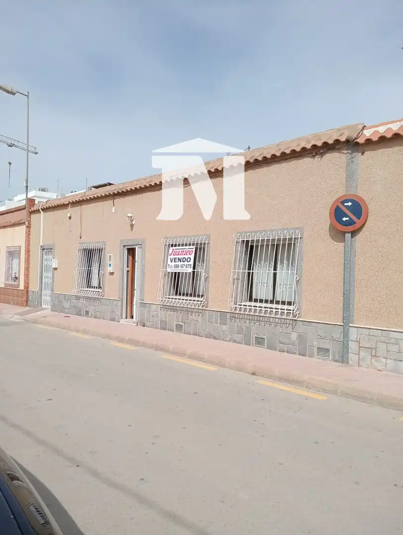 Vista exterior de Casa adosada en venta en Murcia con Aire acondicionado, Trastero y Amueblado