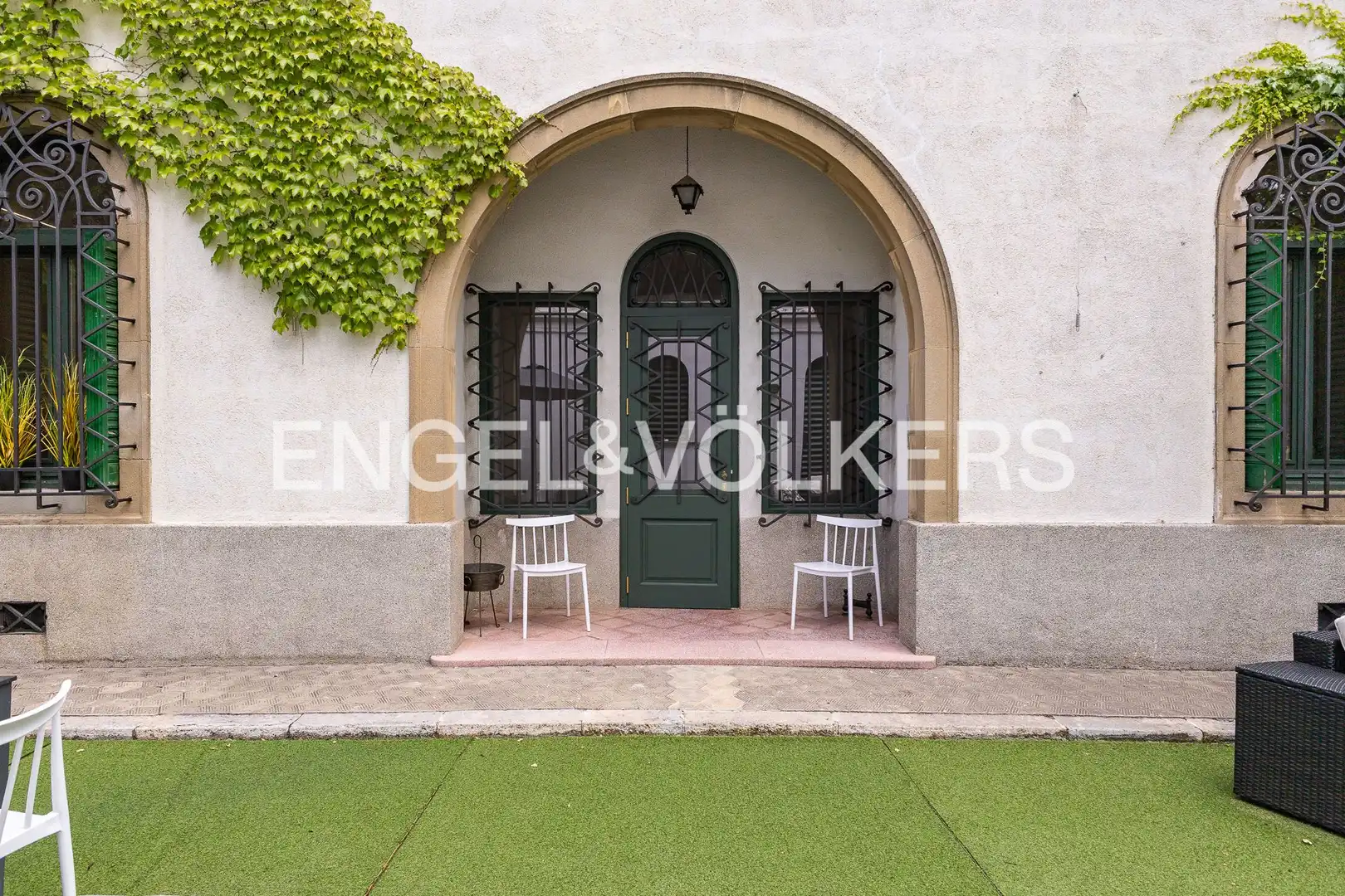 Vista exterior de Casa o chalet en venta en Llinars del Vallès con Aire acondicionado, Calefacción y Jardín privado