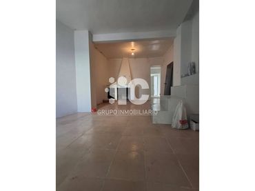Casa en venda a Baena