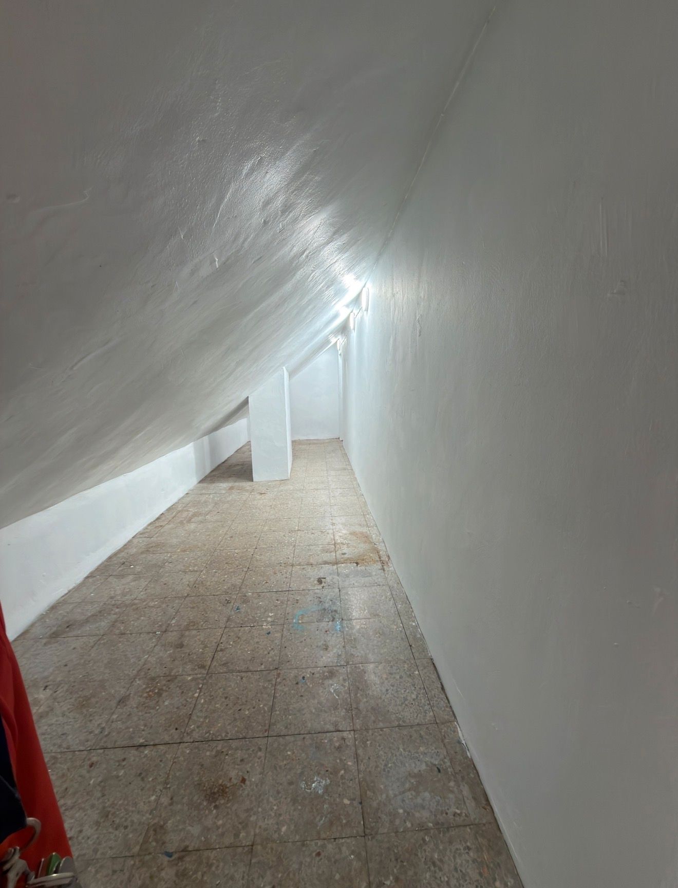 Box room to rent in Torrelavega 