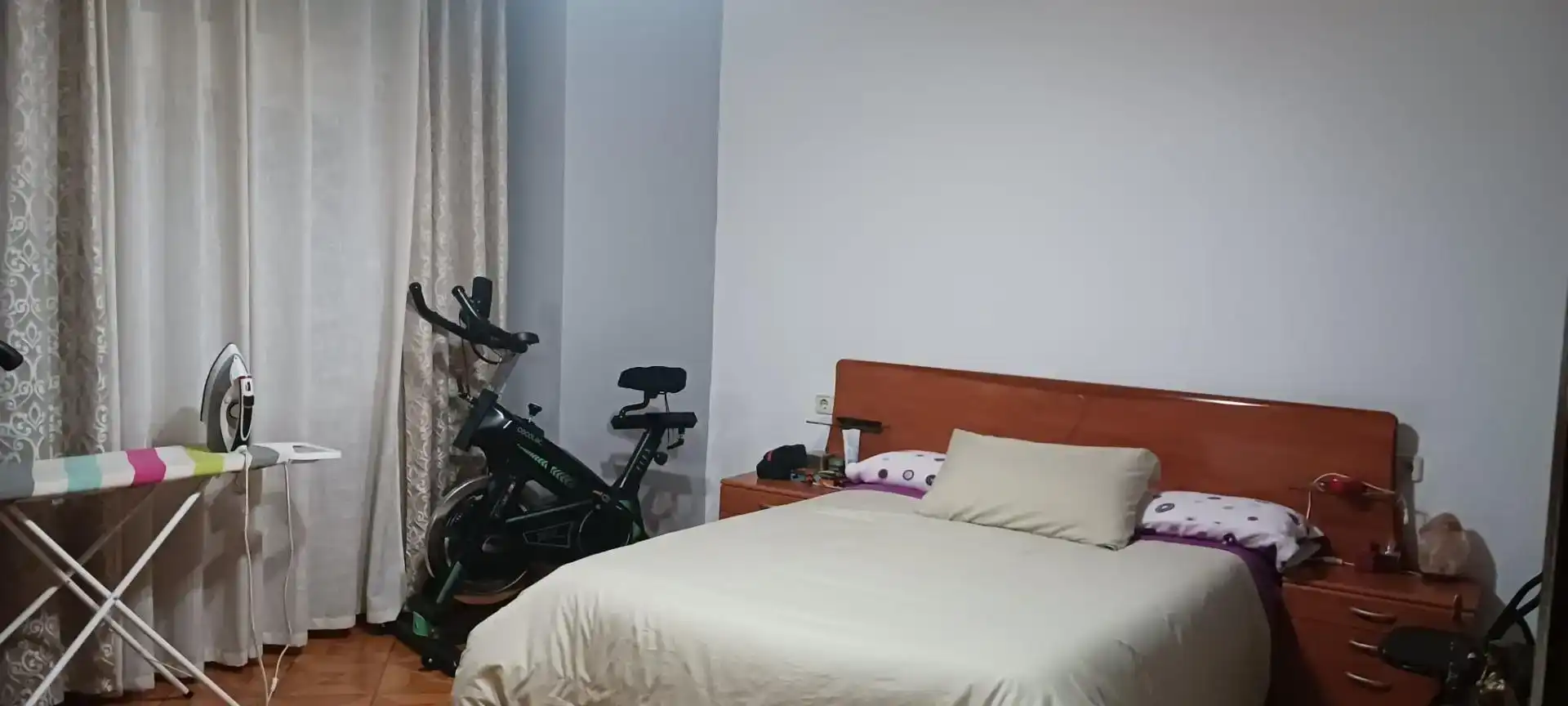 Dormitori de Casa adosada en venda en Huelma, Jaén