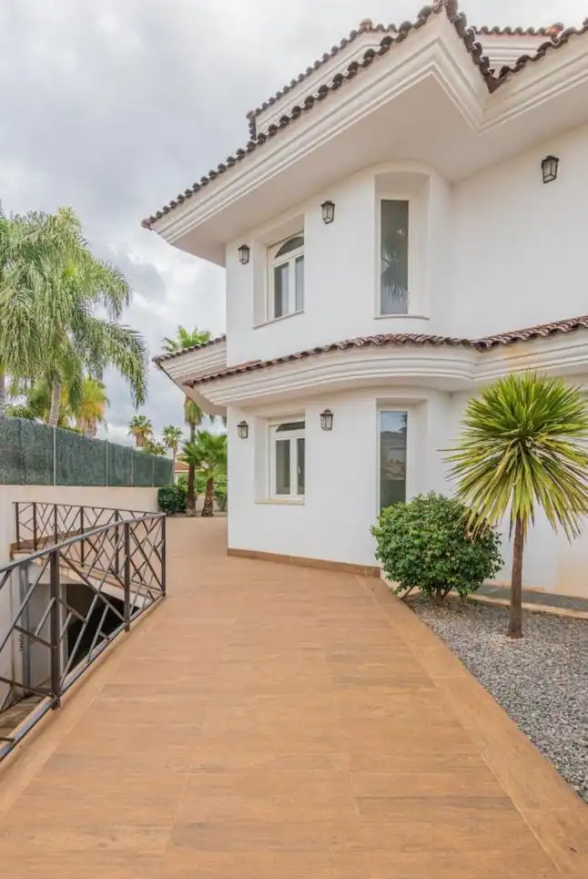 Vista exterior de Apartamento en venta en Pueblo - Urbanizaciones