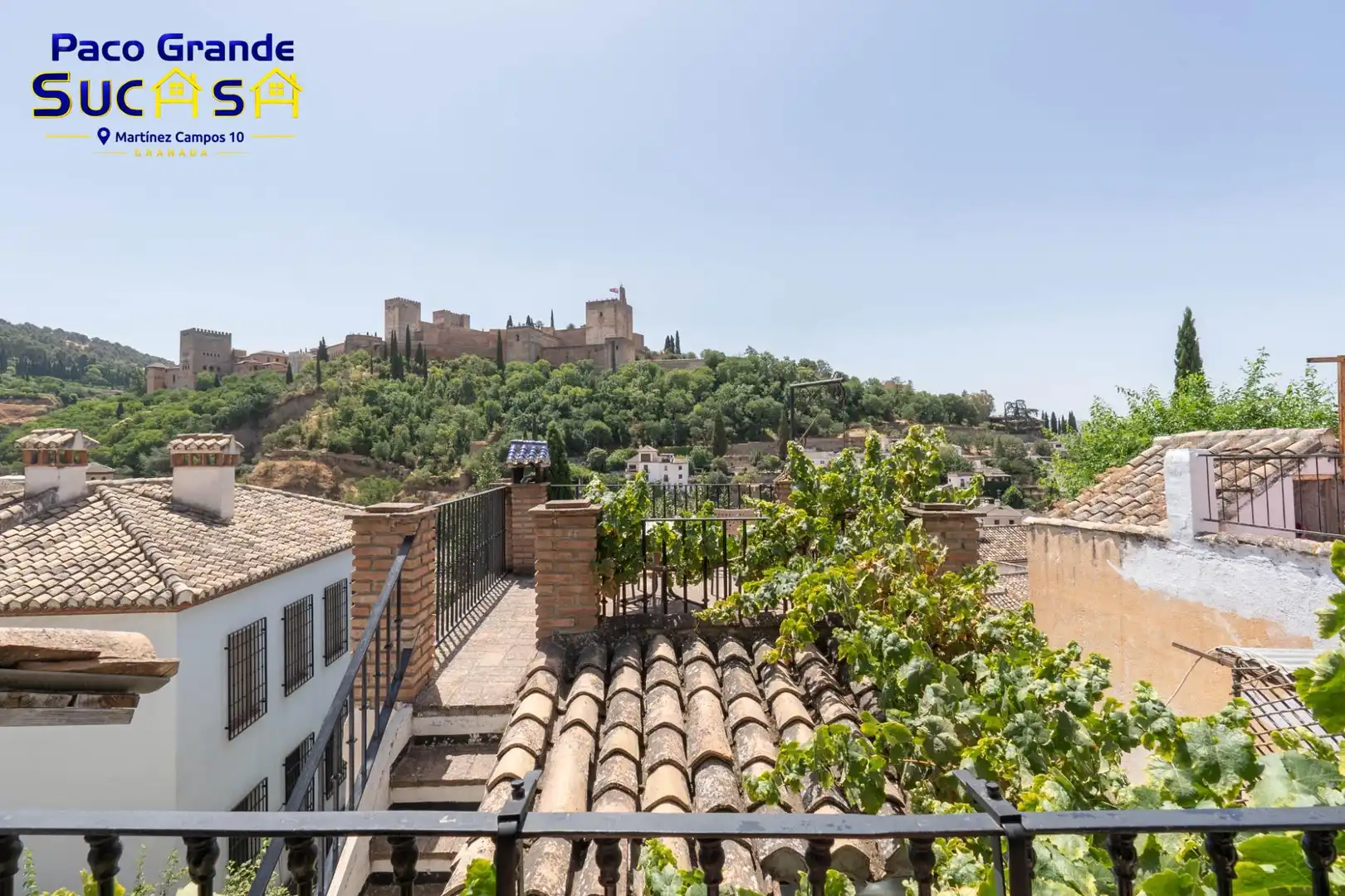 Vista exterior de Casa o xalet en venda en Albaicín