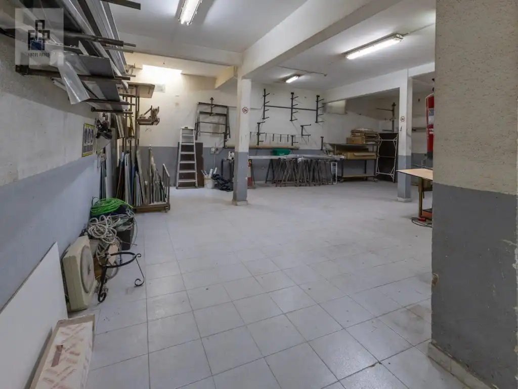 Gewerbefläche zum Verkauf in Calle Pau Claris De, imagen 32