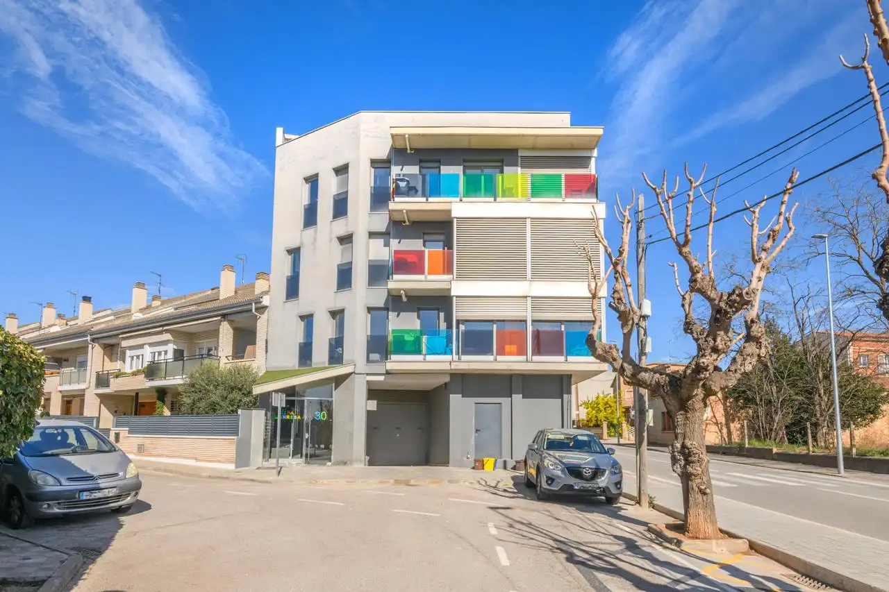 Exterior view of Flat for sale in Santpedor  with Air Conditioner and Heating