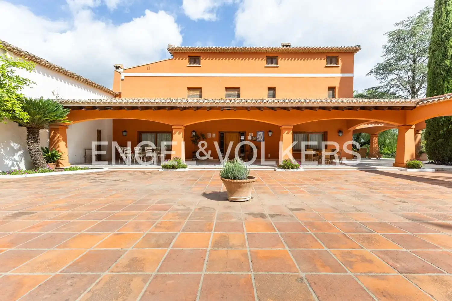 Exterior view of Houses for sale in Ontinyent  with Heating, Private garden and Terrace