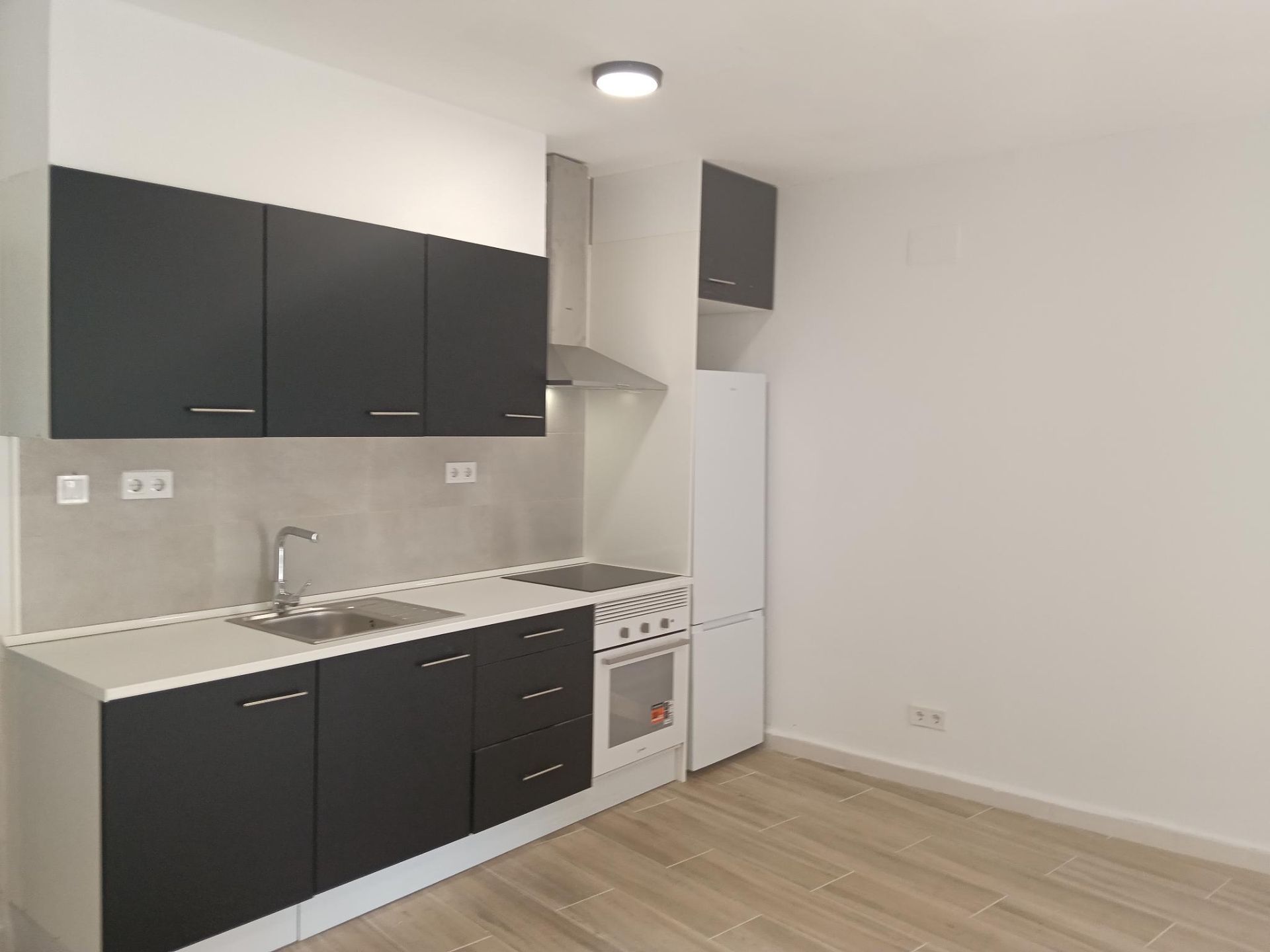 Flat for sale in Marcos zapata, Barrio del Ave