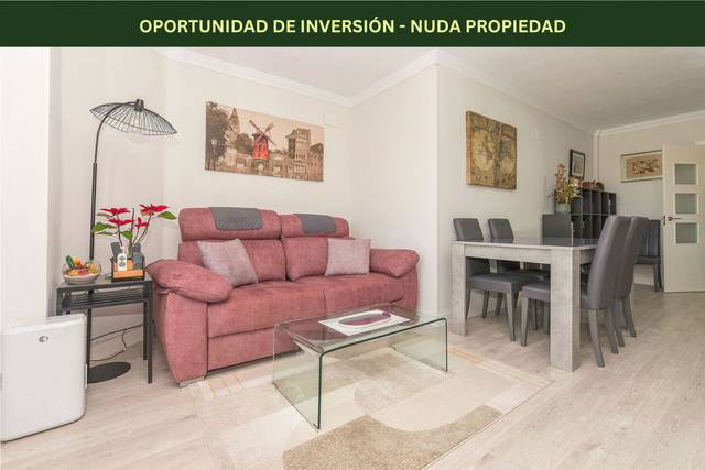 Piso en Venta en Calle Obusera en Cobreros Viejo