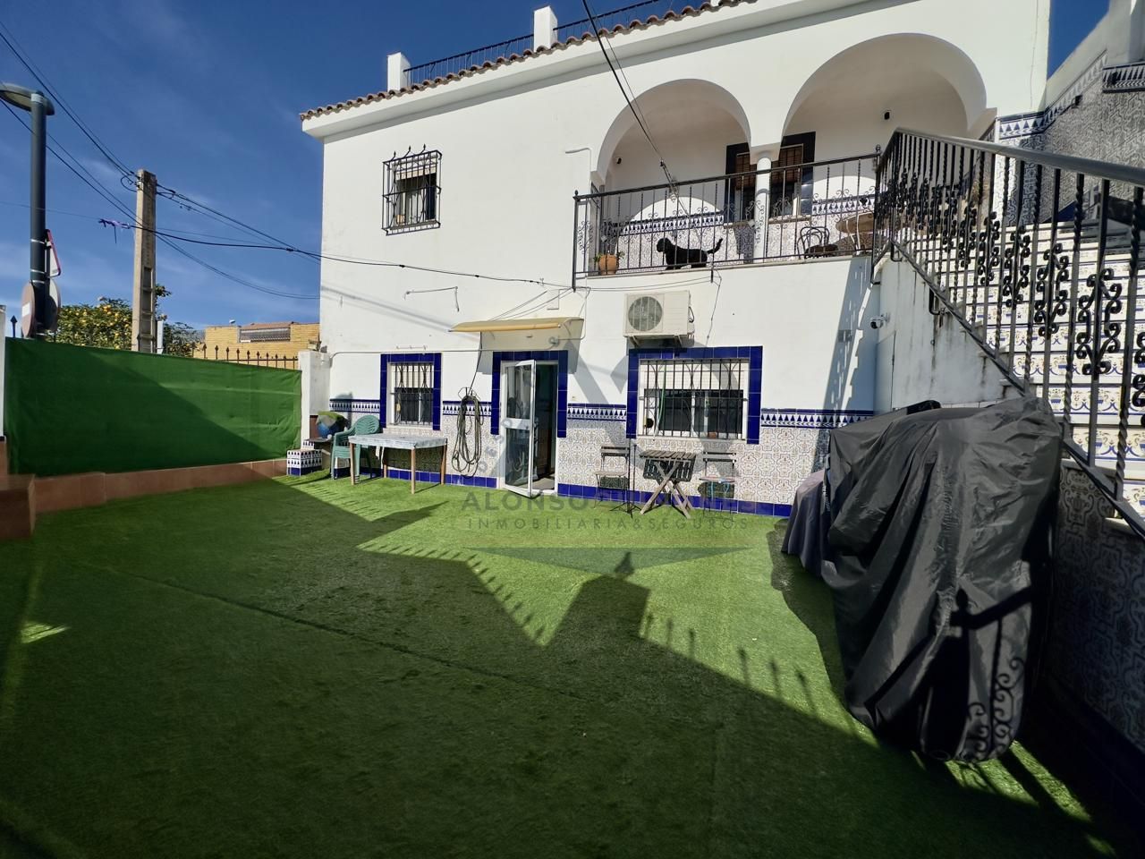 Exterior view of Planta baja for sale in Alcalá de Guadaira