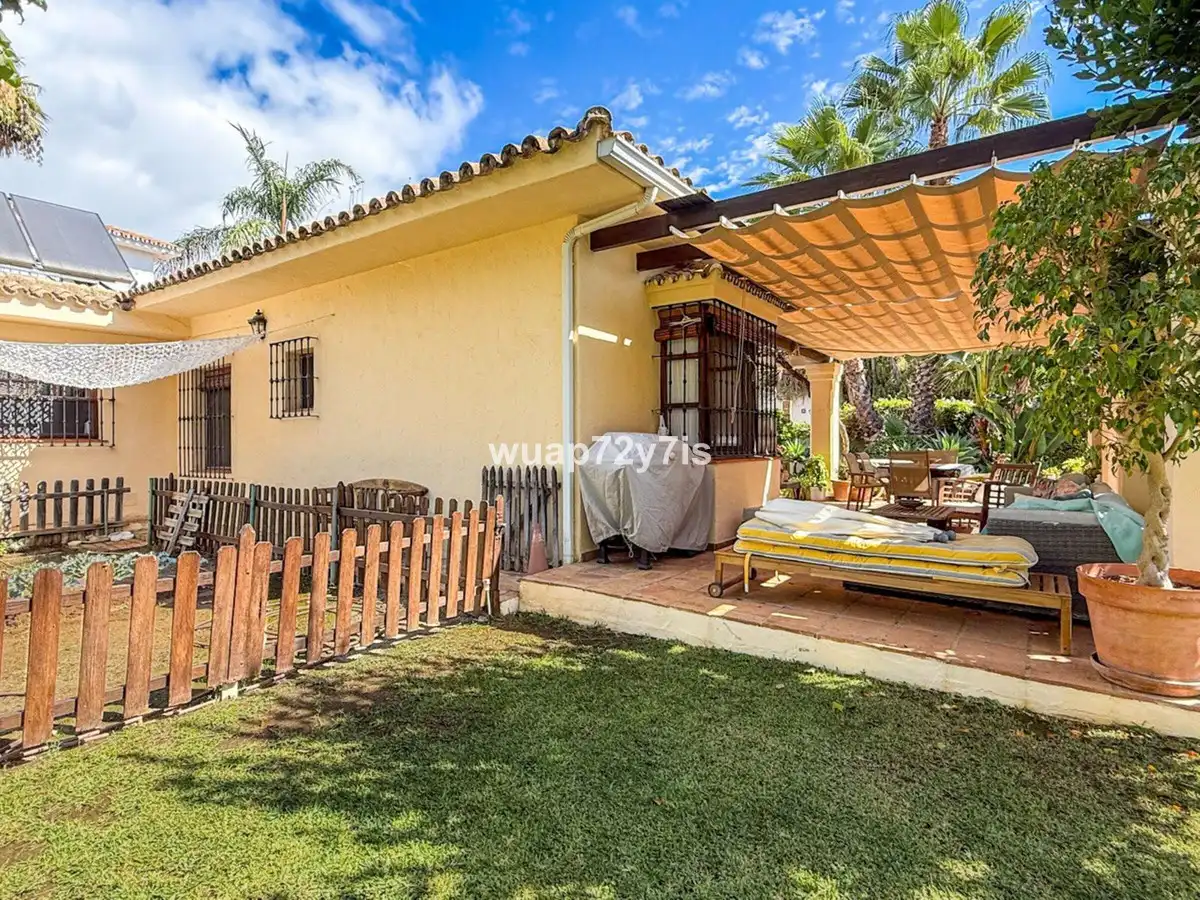 Casa a schiera in vendita a Milla de Oro, imagen 2