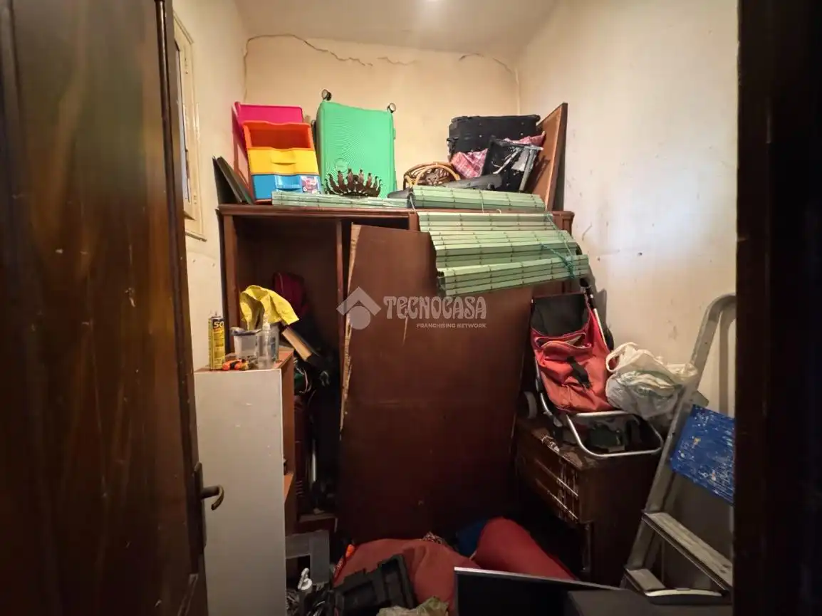 Wohnung zum Verkauf in Barcelona mit Abstellraum und Balkon
