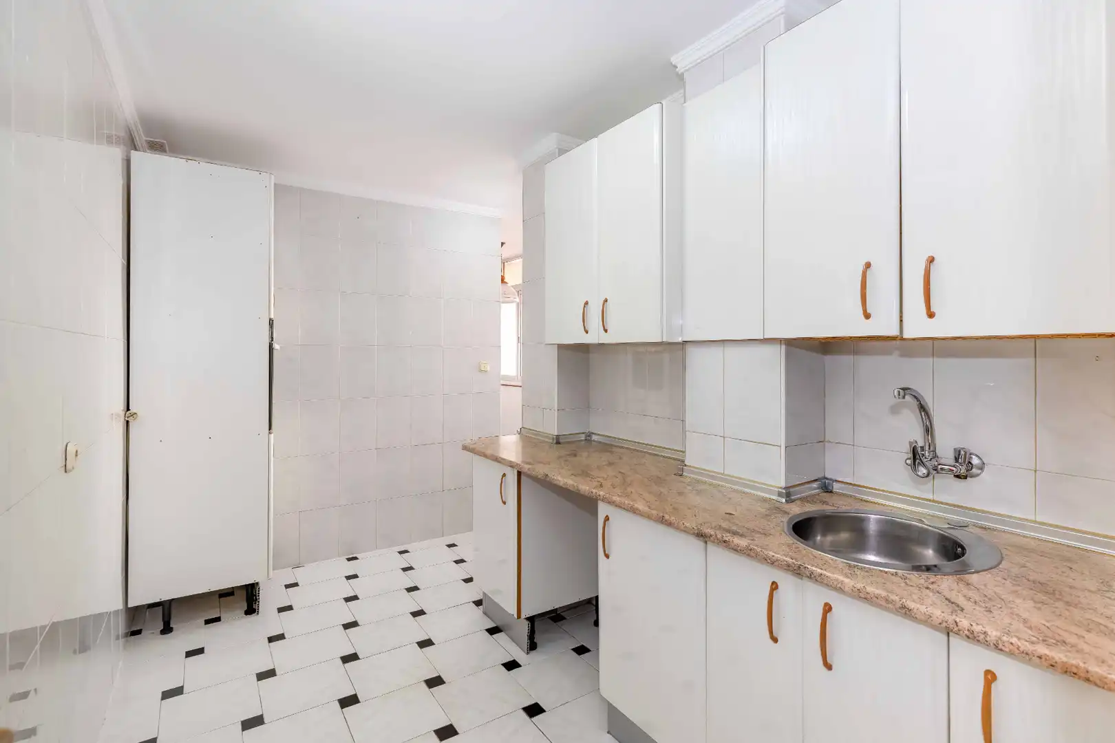 Cocina de Piso en venta en Málaga con Calefacción, Terraza y Internet