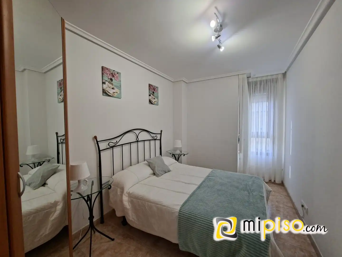 Habitación de Piso en venta en Bareyo con Calefacción, Terraza y Piscina