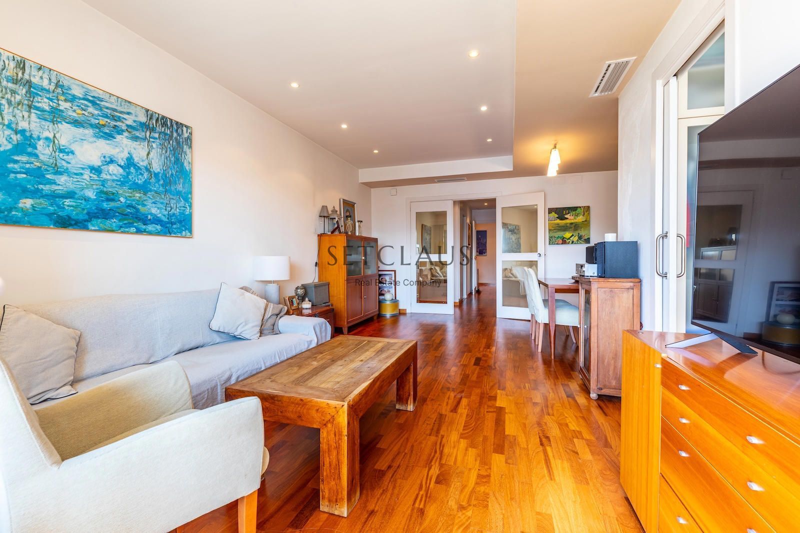 Living room of Attic for sale in  Barcelona Capital  with Air Conditioner, Parquet flooring and Terrace