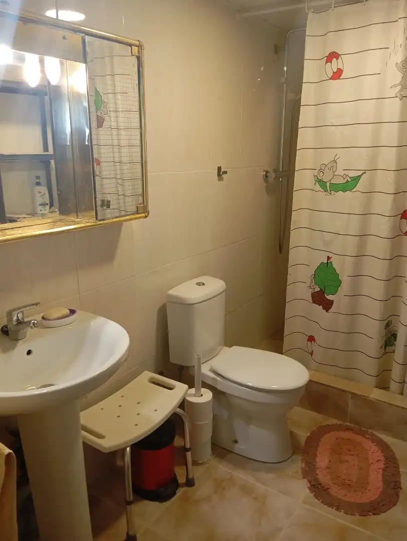 Bany de Casa o xalet en venda en Bellvei amb Aire condicionat, Jardí privat i Terrassa