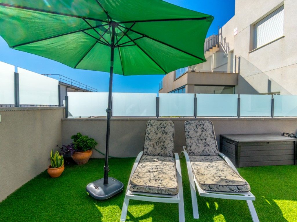 Terrace of Apartment for sale in Torrevieja  with Air Conditioner, Private garden and Terrace