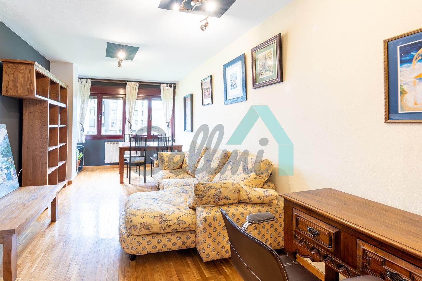 Living room of Planta baja for sale in Oviedo   with Heating and Parquet flooring