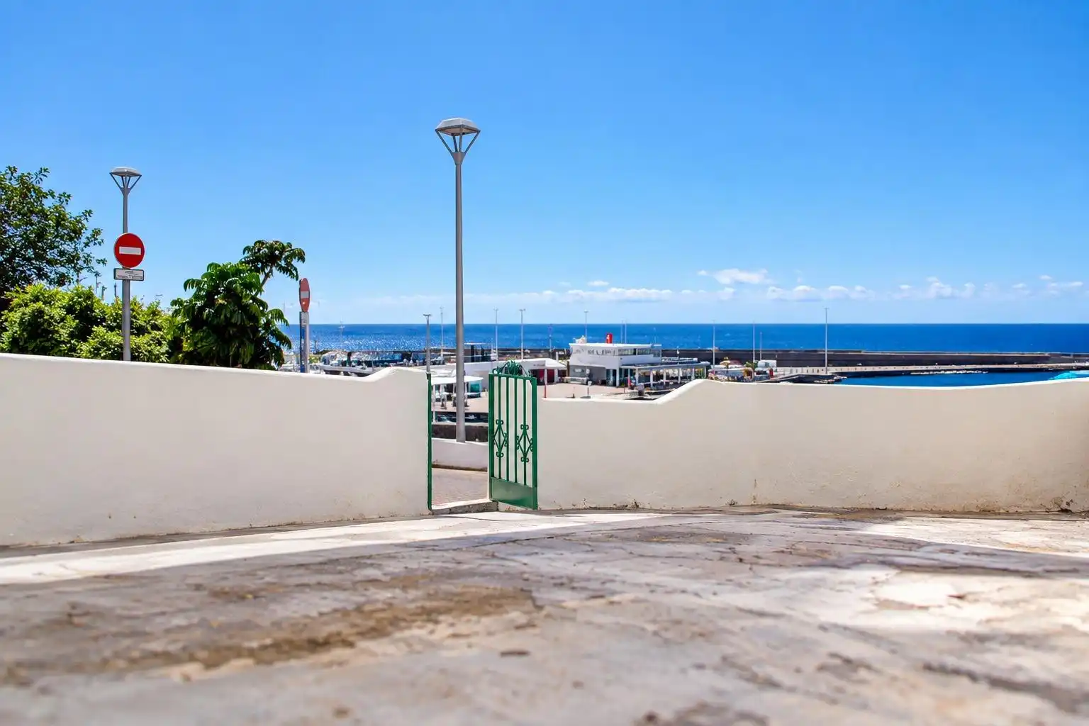 Vista exterior de Casa o xalet en venda en Tías amb Terrassa