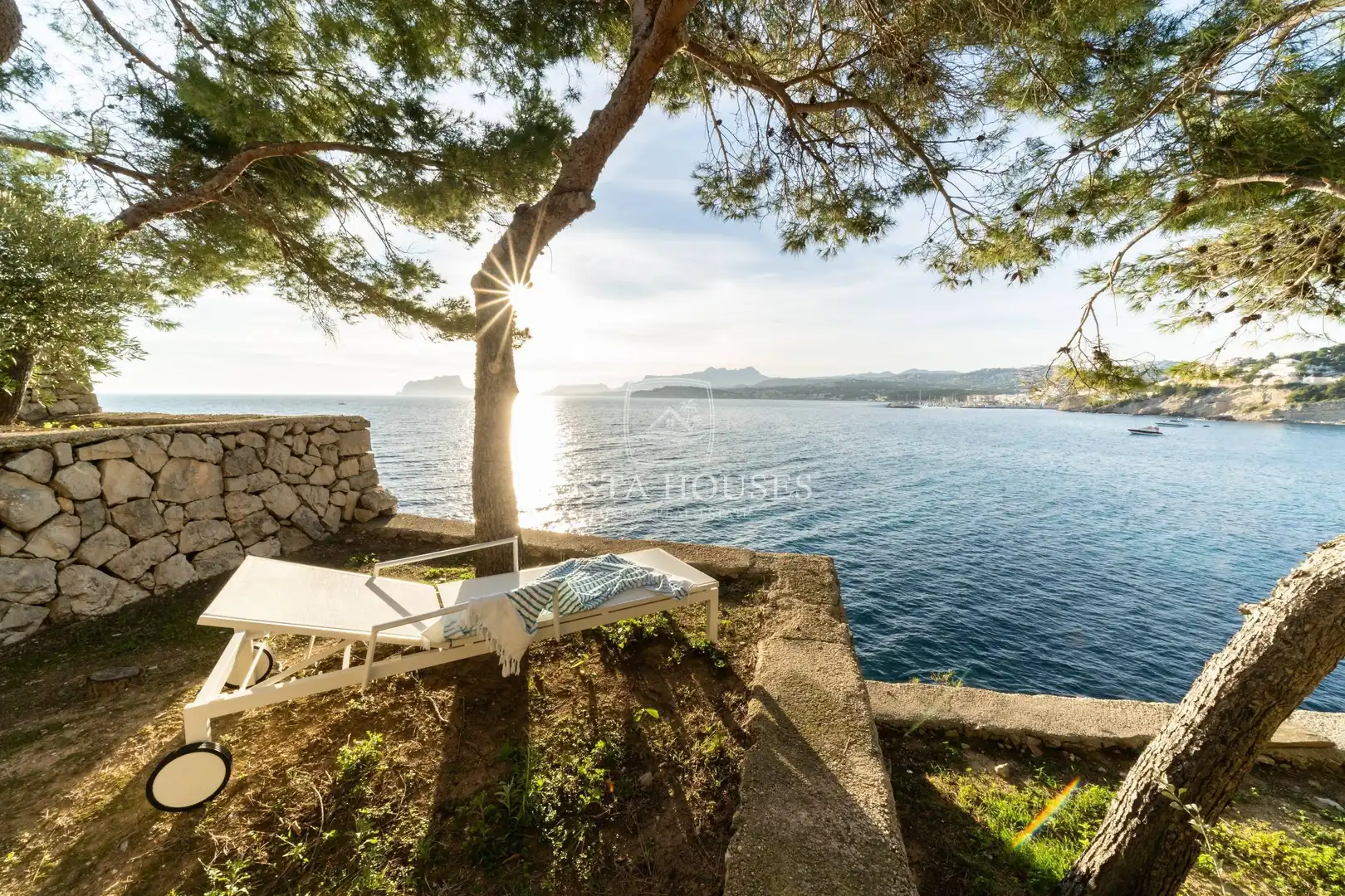 Exterior view of Houses for sale in Moraira  with Air Conditioner, Private garden and Terrace