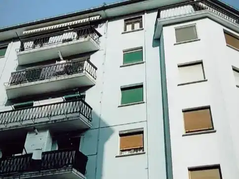 Vista exterior de Pis en venda en Errenteria amb Balcó