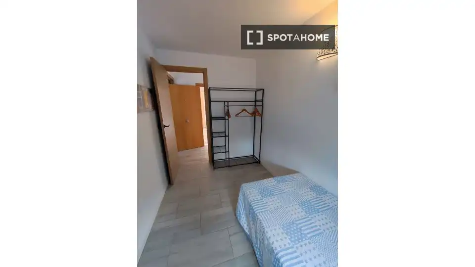 Habitación de Apartamento para compartir en Llucmajor con Aire acondicionado, Terraza y Amueblado