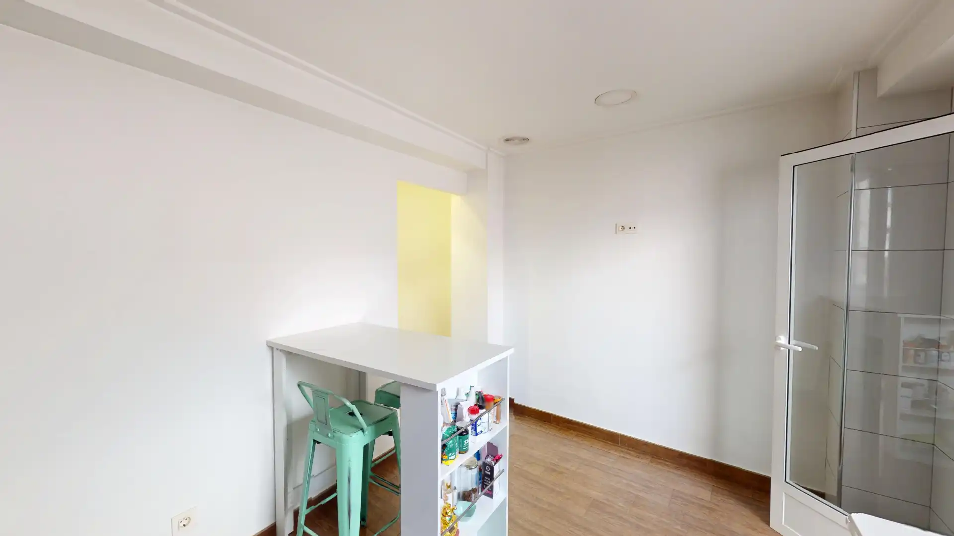 Piso en venta en Elche / Elx con Aire acondicionado, Amueblado y Balcón