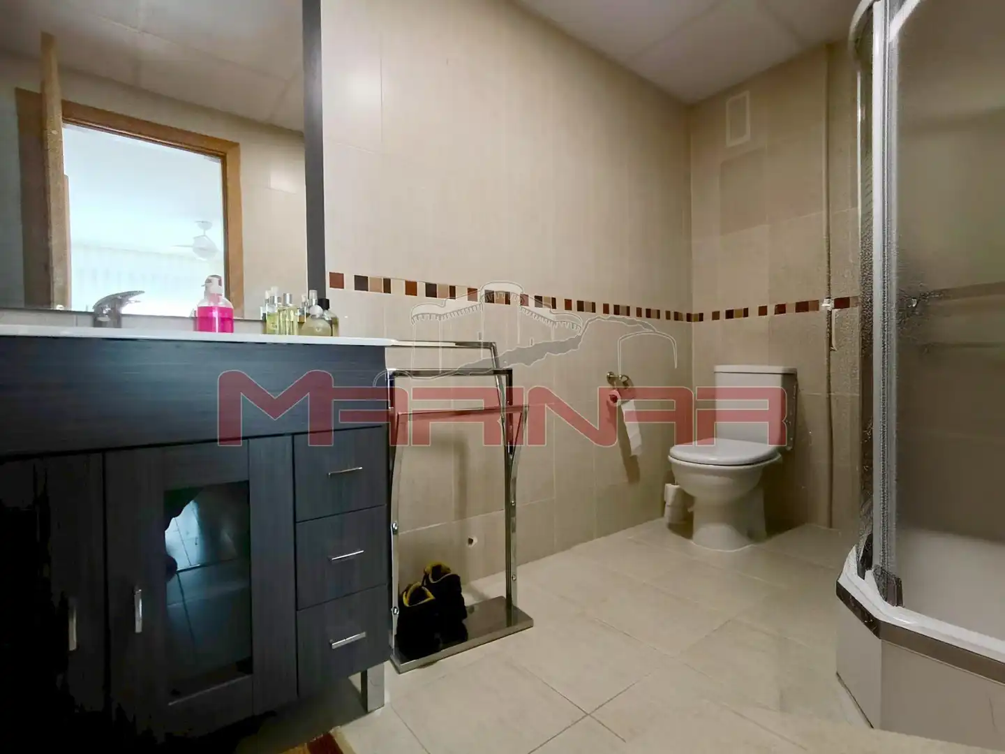 Baño de Piso en venta en Seseña con Calefacción, Trastero y Piscina comunitaria
