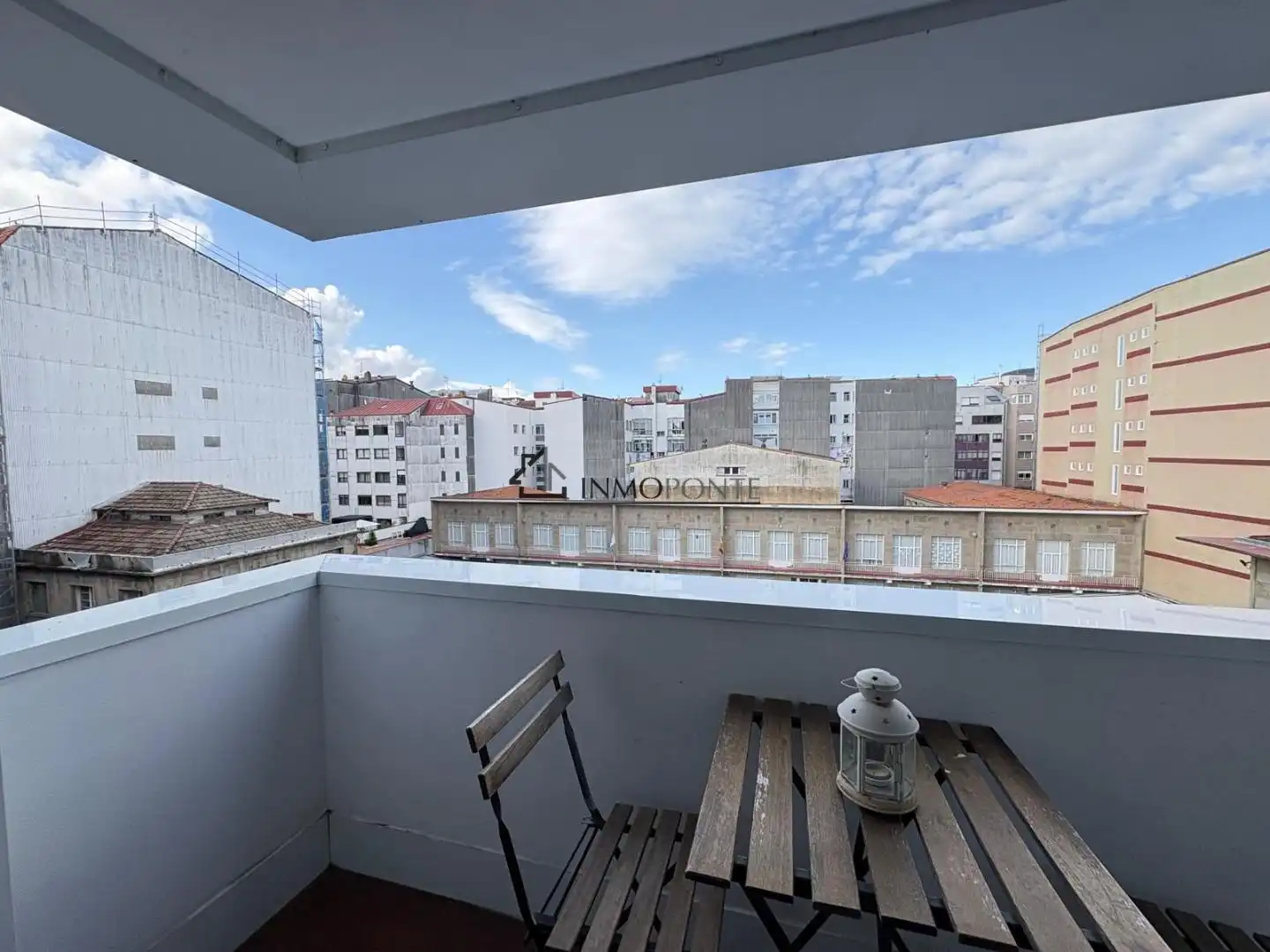 Balcony of Flat for rent in Pontevedra Capital   with Heating, Terrace and Furnished