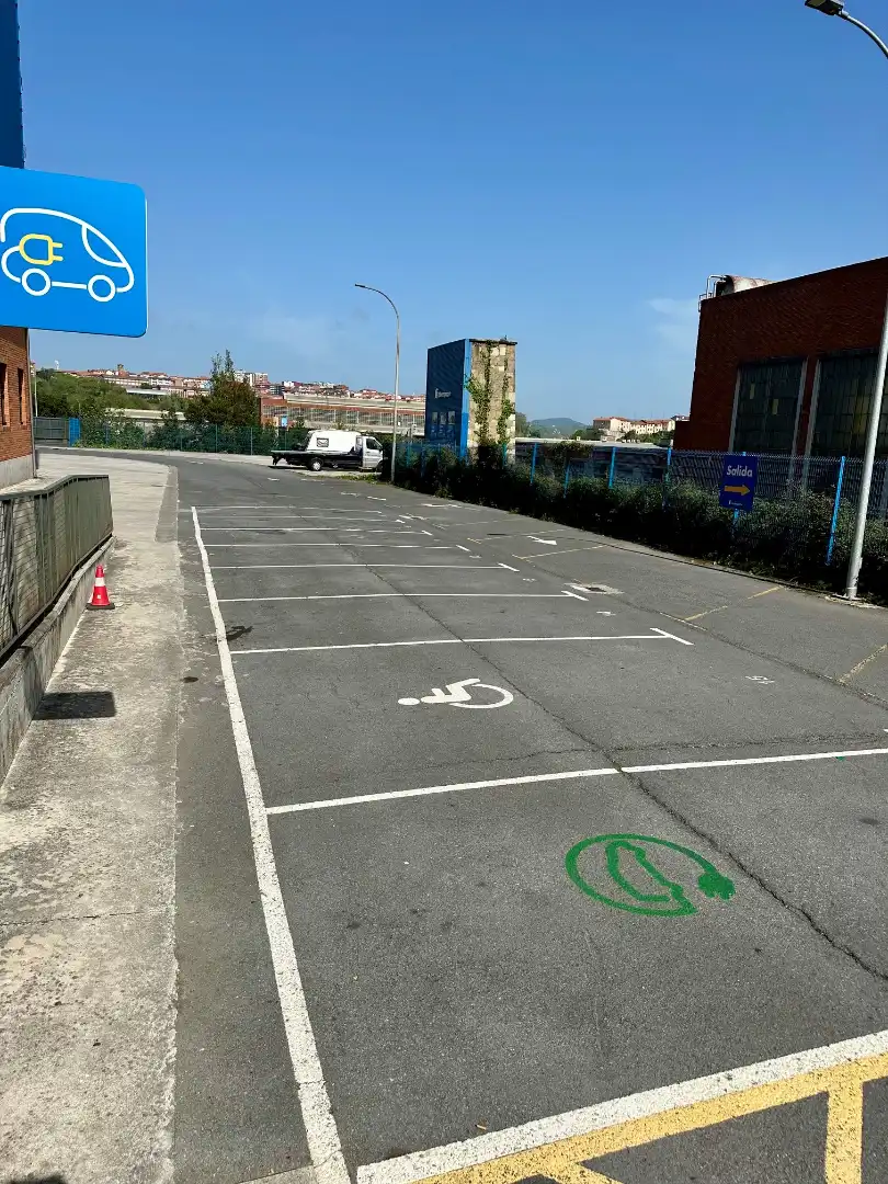 Parking of Garage for rent in Valle de Trápaga-Trapagaran