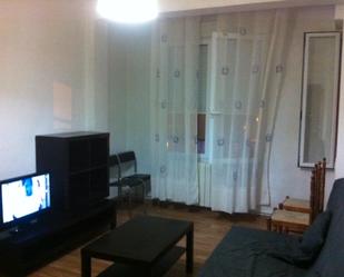 Living room of Flat to rent in  Zaragoza Capital  with Heating, Furnished and Washing machine