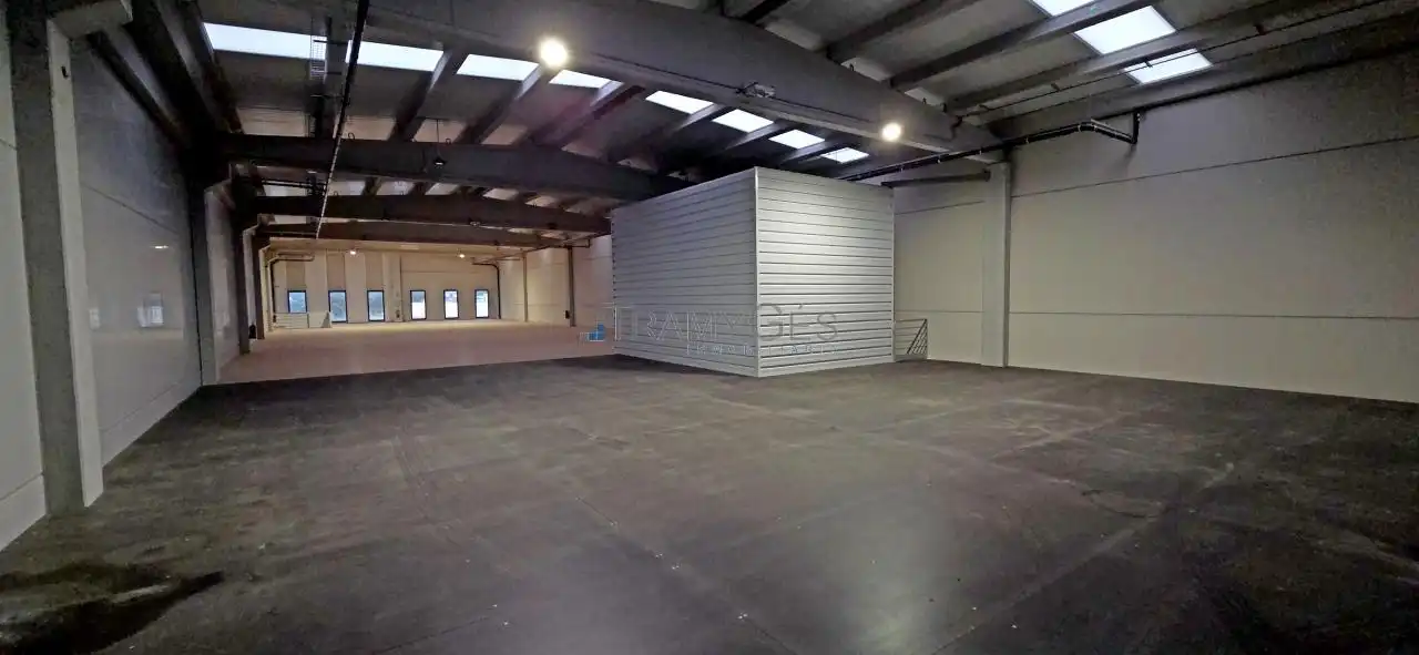 Nave industrial de alquiler en Mos