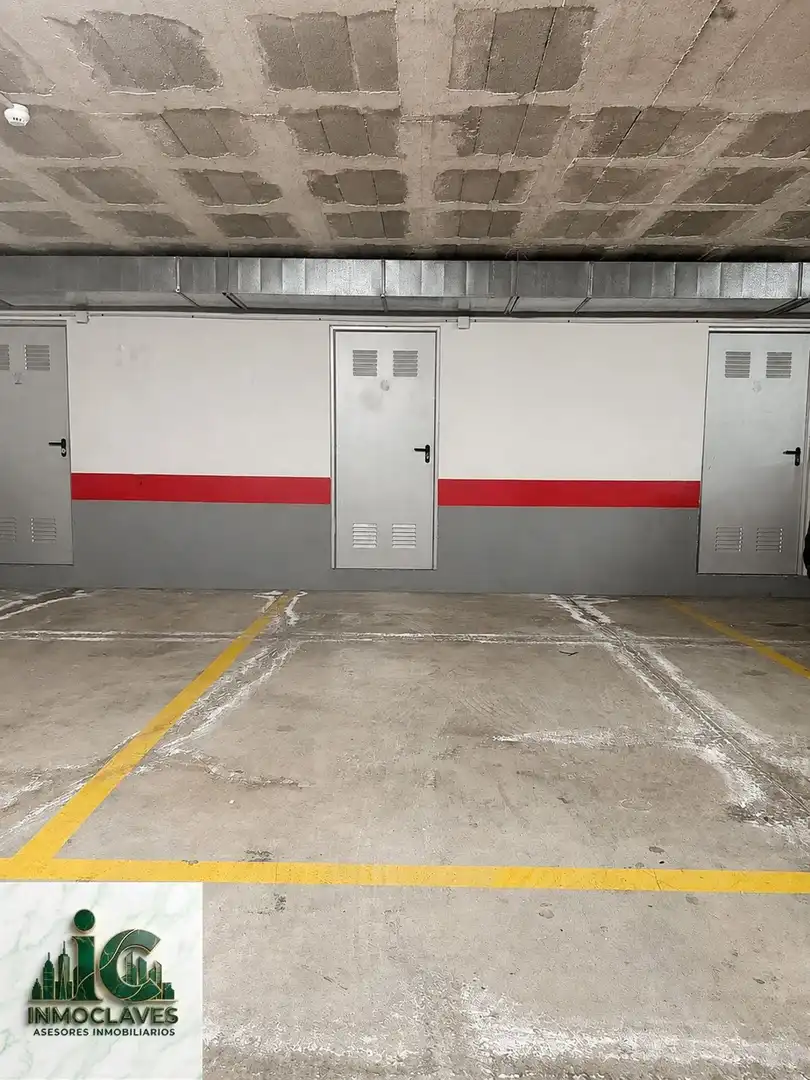 Parking de Ático en venta en Algeciras con Aire acondicionado, Calefacción y Terraza