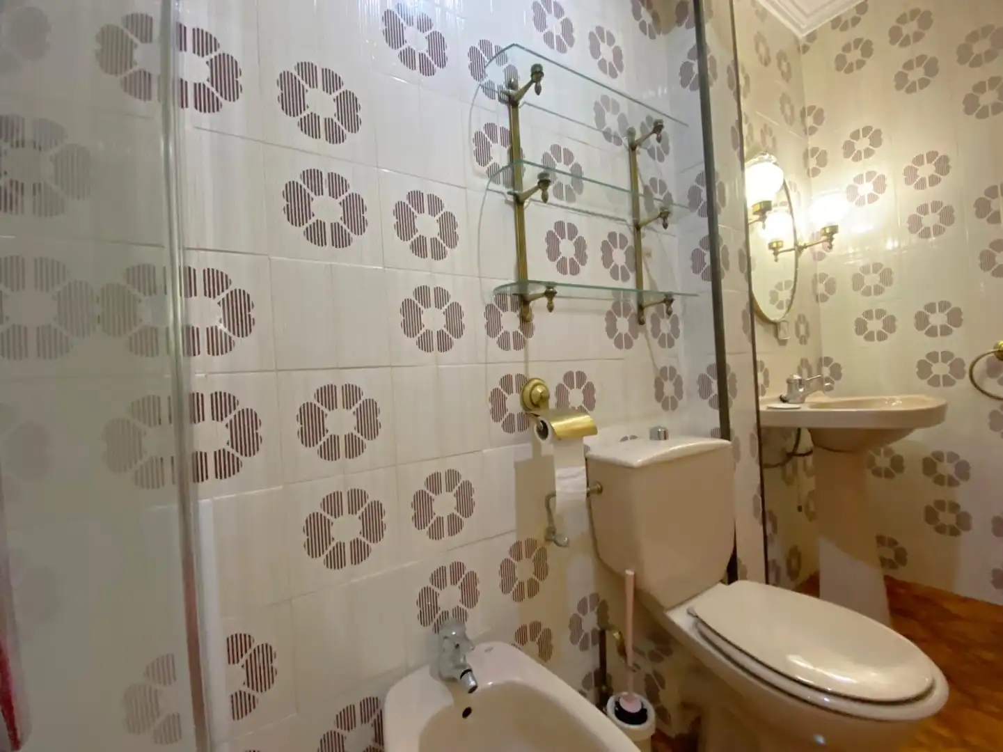 Bathroom of Flat for sale in Torrelavega   with Heating and Parquet flooring