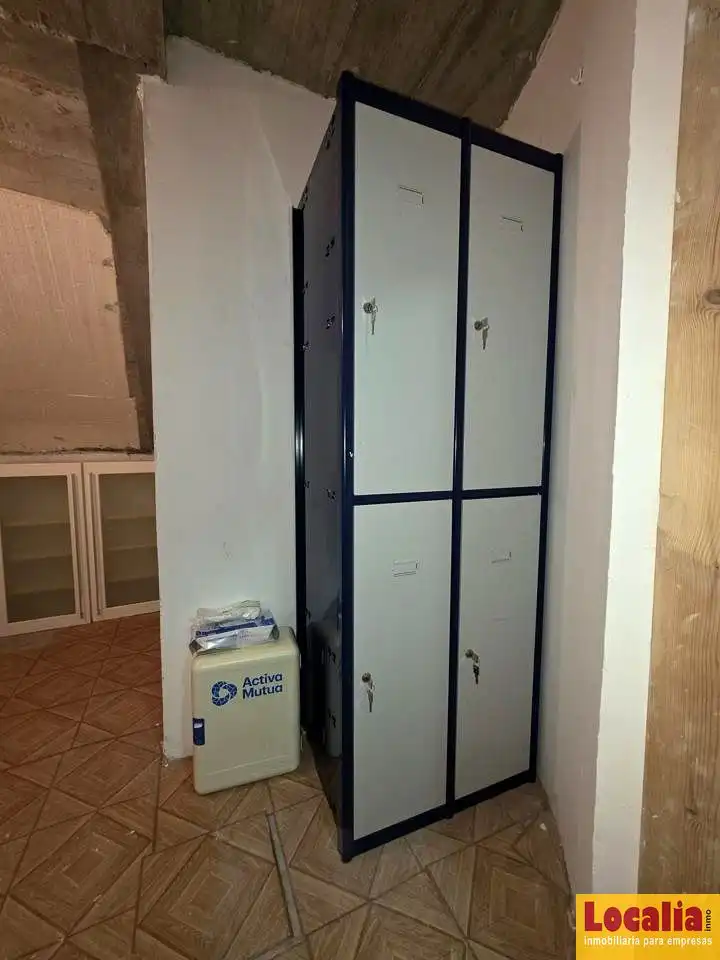 Local comercial en alquiler en Alisal - San Román, imagen 5