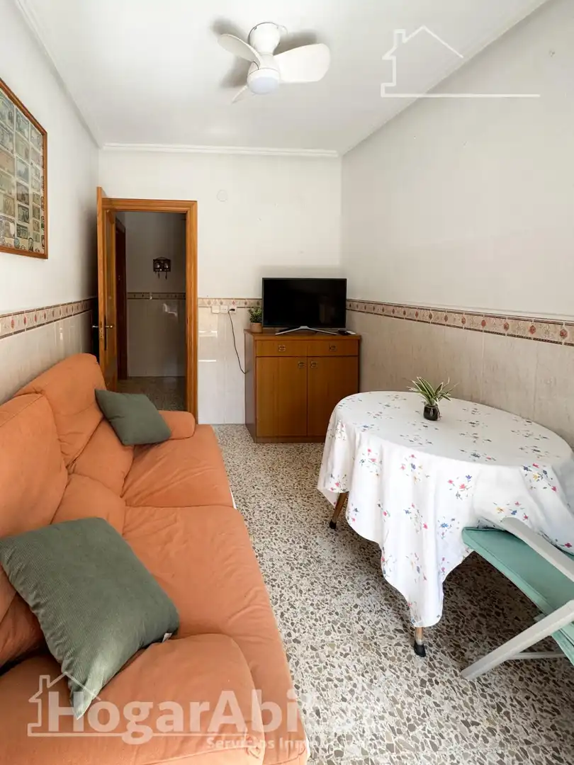 Living room of Flat for sale in Paterna  with Terrace and Balcony
