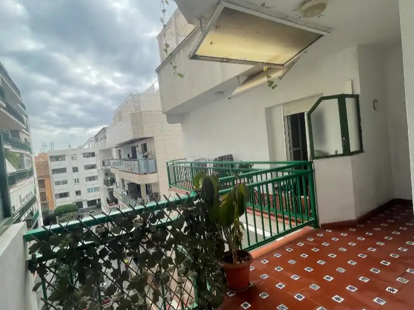 Terrassa de Pis en venda en Algeciras amb Terrassa i Balcó