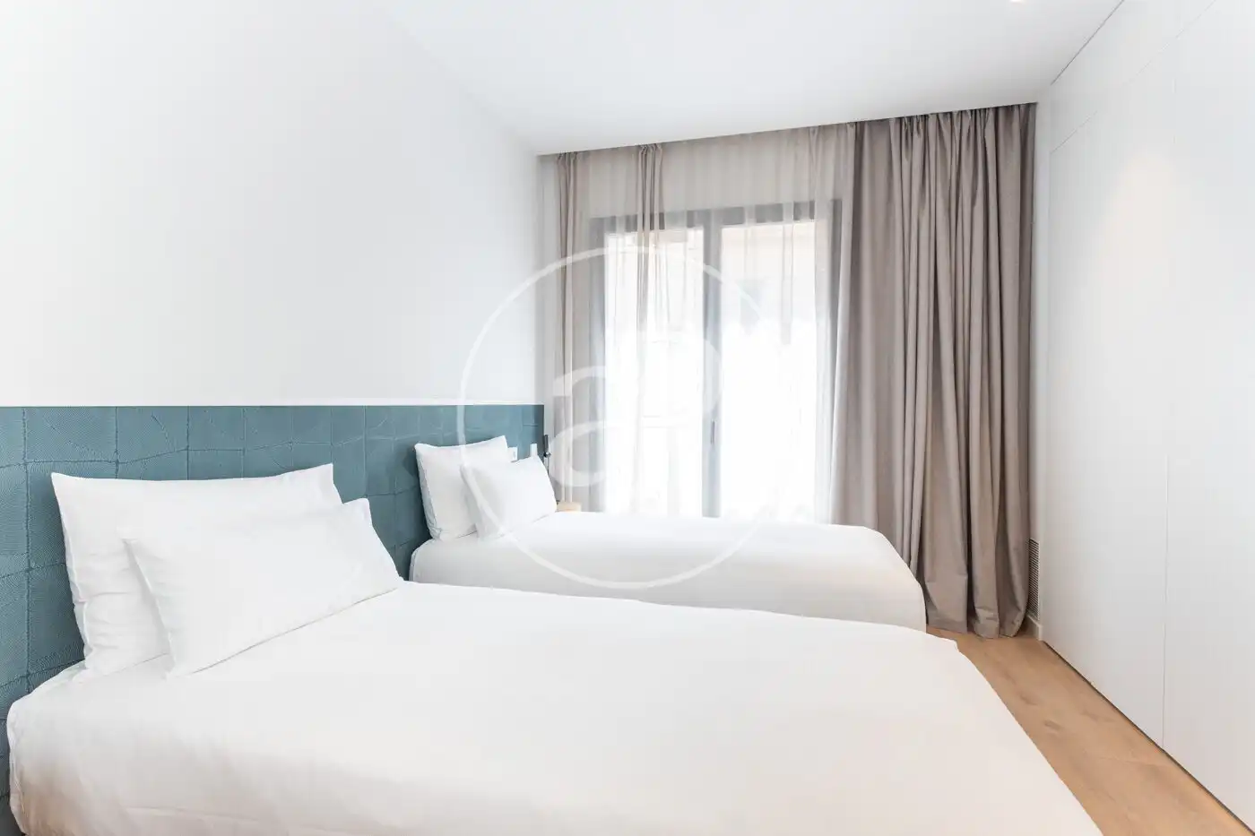 Appartamento con terrazza in affitto a Trav. de Dalt, imagen 44
